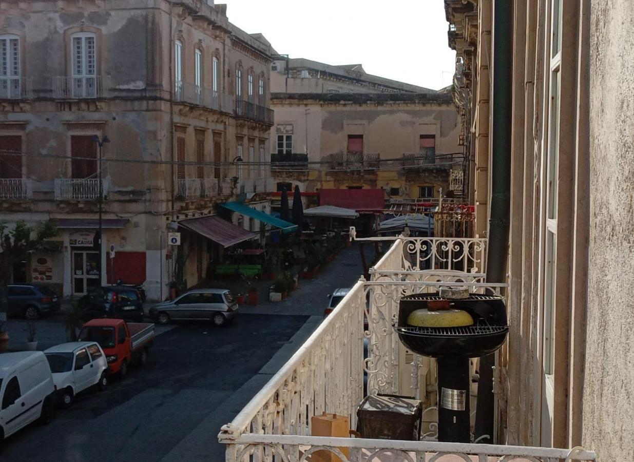 Columna Domus Apartment Syracuse Bagian luar foto